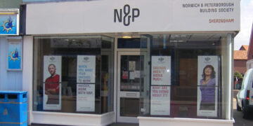 N&P