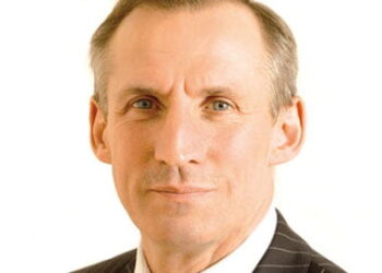 Robert Sinclair, AMI
