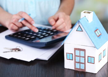 £41k premium to buy near top secondary schools