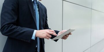 Broker Conveyancing to give away 20 tablets
