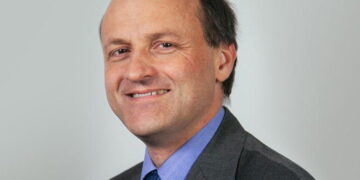 Steve Webb sounds Help to Save warning