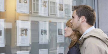 RICS: buyer enquiries start to pick up