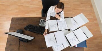 Female breadwinners lacking income protection