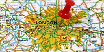 Norwich intermediary expands into the capital