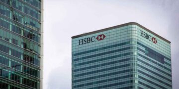 Large drop in profits for HSBC