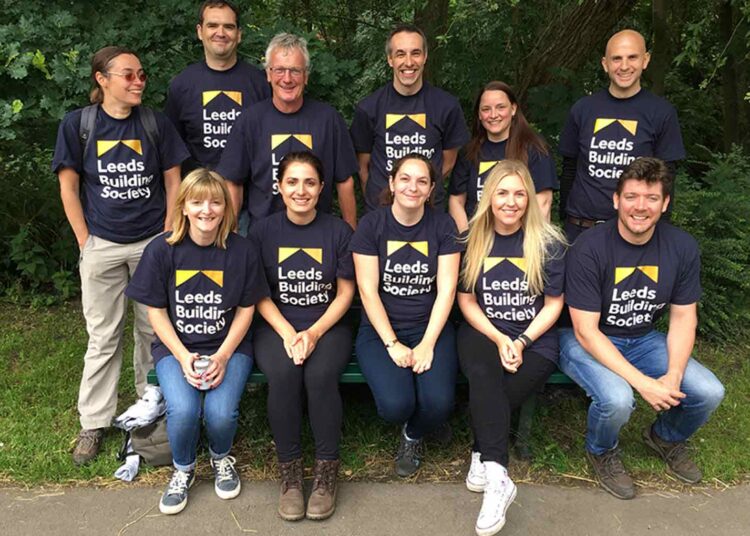 Leeds volunteers help farm prepare for fayre
