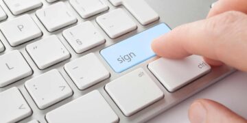 Royal London introduces medical consent e-signatures