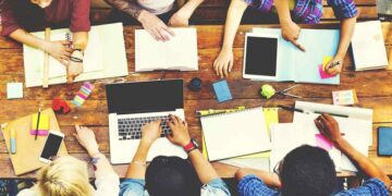 More 18-24 year olds saving than any other generation