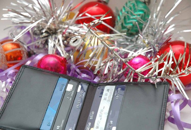 Brits take on debt to fund Christmas