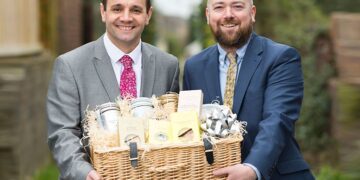 Accord presents its 30,000th ‘welcome box’