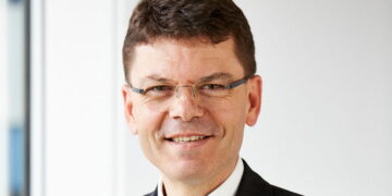 Legal & General acquires pension pot tracing business