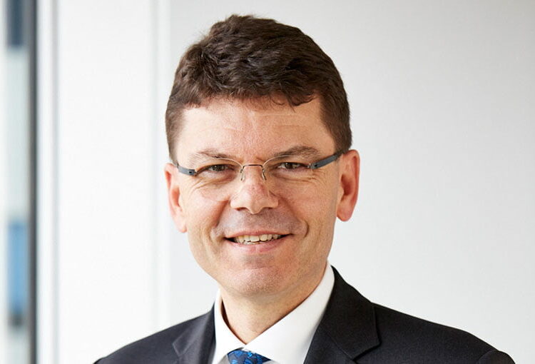 Legal & General acquires pension pot tracing business