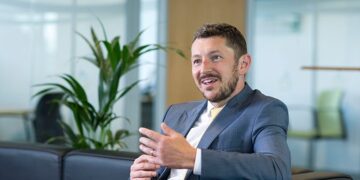 Equity Release Associates in customer acquisition drive