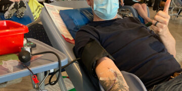 Bridging lender staff support NHS blood services