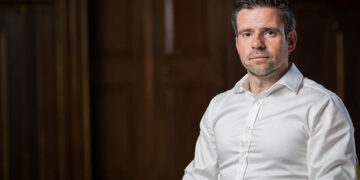 Loan.co.uk helps adverse credit landlord with £1.1m bridge