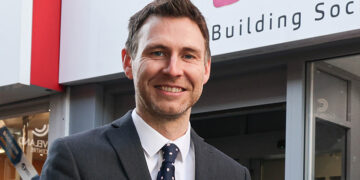 Darlington BS rejoins fixed rate market
