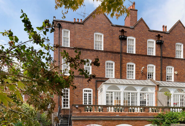 Aspen completes £1.75m quick bridge for foreign national